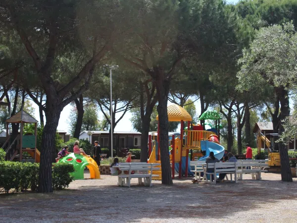 gemütlicher Spielplatz auf dem Campingplatz Orbetello.