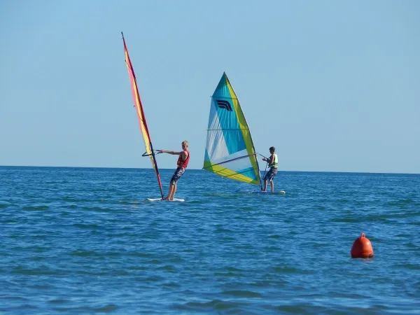 Windsurfen auf dem Roan Campingplatz Pra'delle Torri.