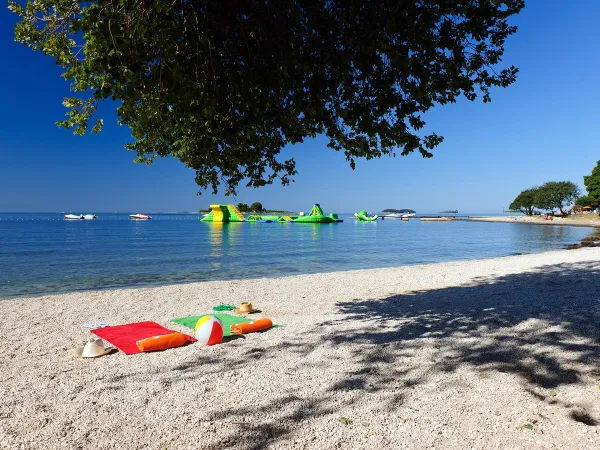 Der Strand von Roan Camping Polari.