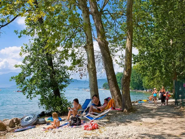 Entspannen Sie sich am Gardasee auf dem Roan Campingplatz Cisano San Vito.
