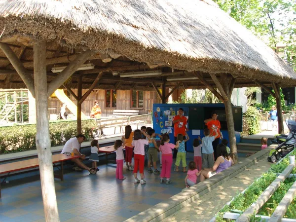 Kinderanimation auf dem Campingplatz Roan Tahiti.
