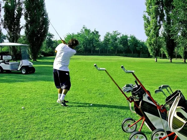 Golf auf dem Campingplatz Roan Rubicone.