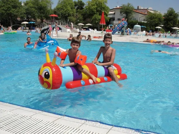 Wasserspaß auf dem Campingplatz Roan Turistico.