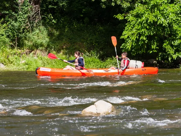 Kanufahren in der Nähe von Roan camping Le Pommier.