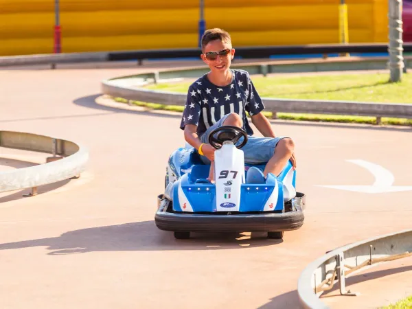 Mini-Gokartbahn auf dem Roan-Campingplatz Pra'delle Torri.