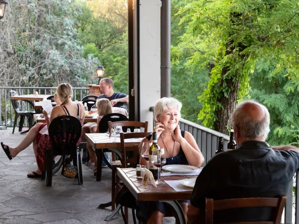 A la carte Restaurant auf dem Campingplatz Roan Norcenni Girasole.