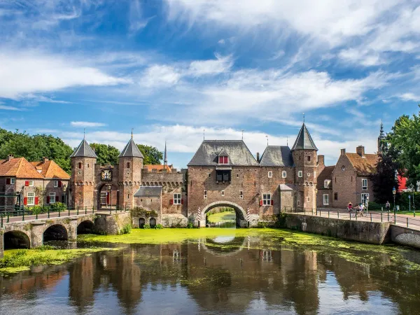 Das Schloss von Amersfoort, in der Nähe des Roan Camping Ackersate.