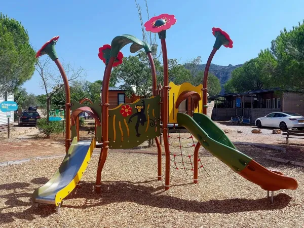 Spielplatz auf dem Campingplatz Roan Domaine de la Noguière.