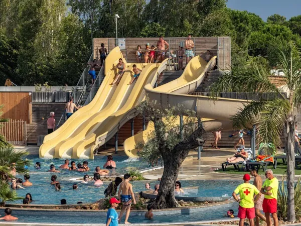 Wasserrutschen auf dem Campingplatz Roan Les Dunes.
