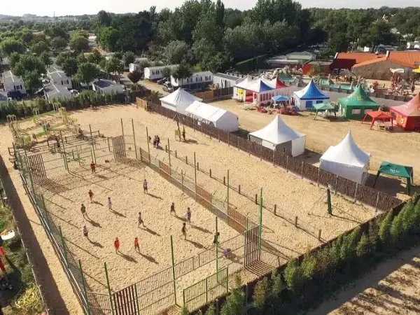 Sportanlagen auf dem Campingplatz Roan Le Domaine du Clarys.