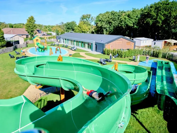 Spaßrutschen auf dem Roan-Campingplatz Marvilla Parks Kaatsheuvel.