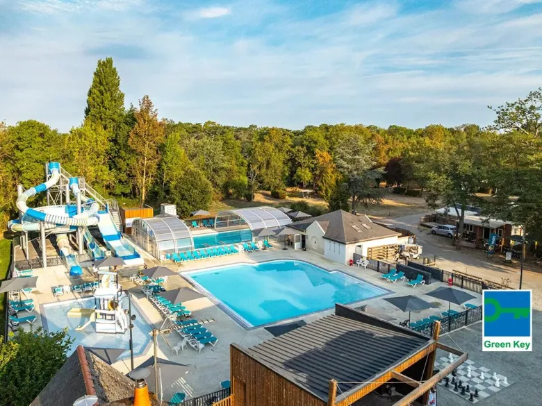 Campingplatz Domaine de la Brèche Wasserpark Übersicht.