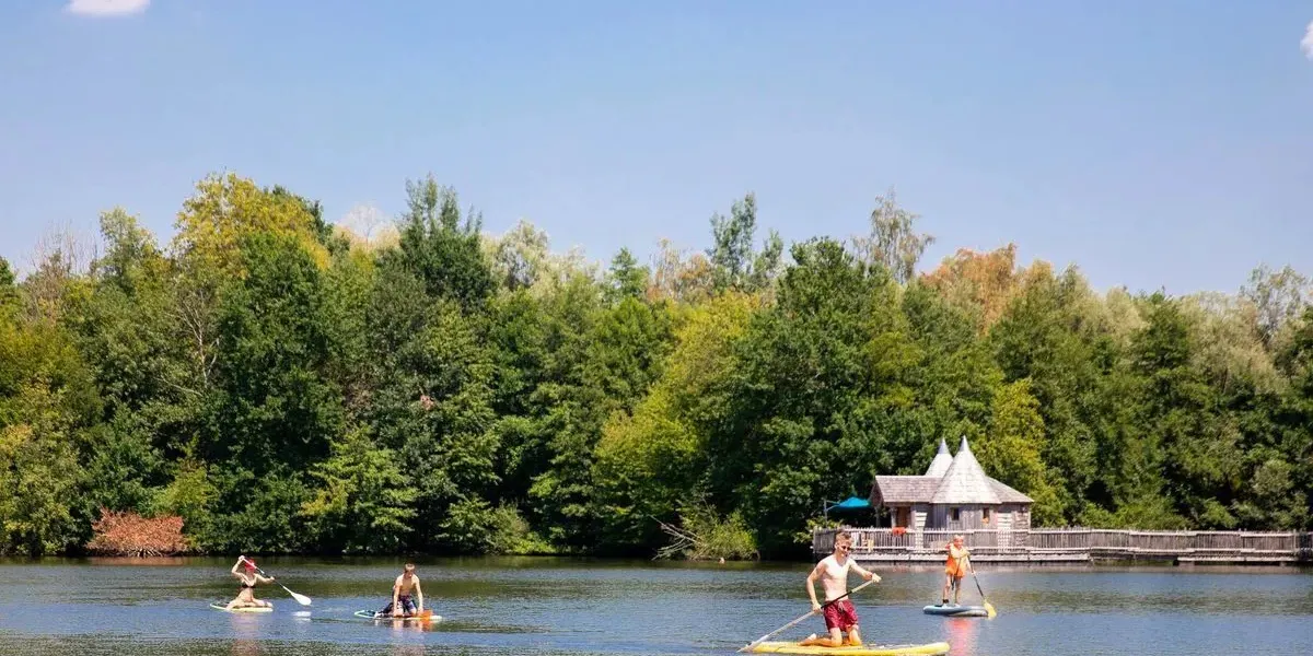 Campingplätze an einem Fluss